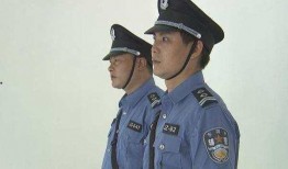 爆料4名警察大学生视频,四名警察大学生涉嫌不当行为视频曝光