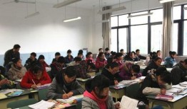 桃都中学家长爆料学生视频,揭秘校园生活一幕